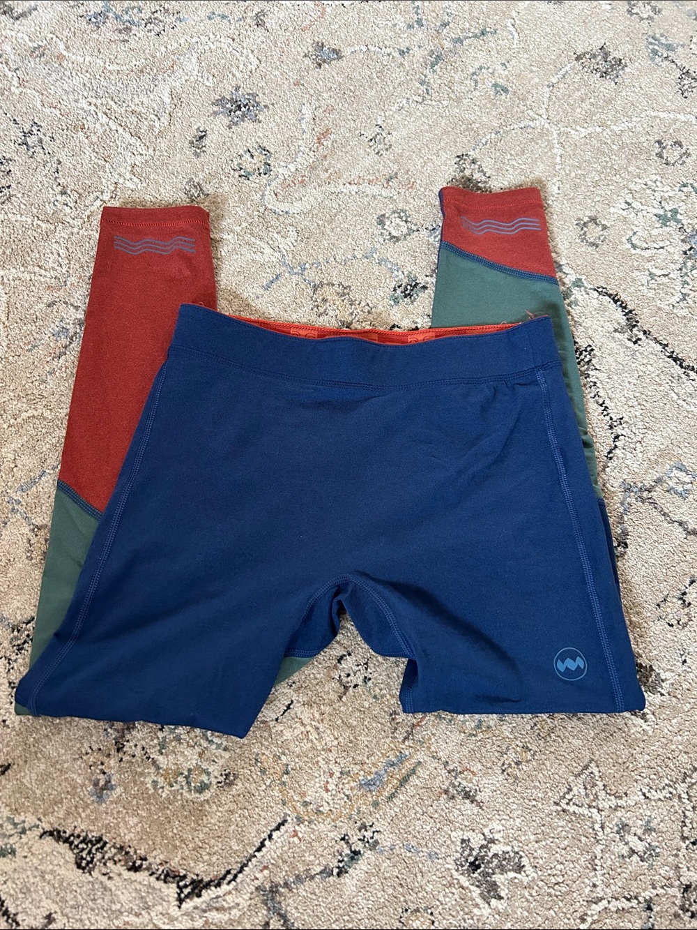 Janji Run For Bolivia Navy Leggings with Red and Green Asymmetrical Colorblock